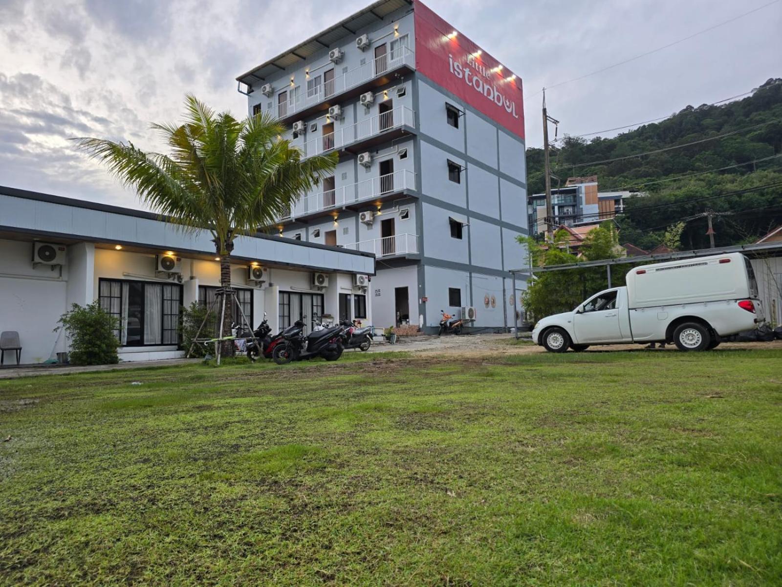 Taxim Residence Boutique Hotel Patong 外观 照片